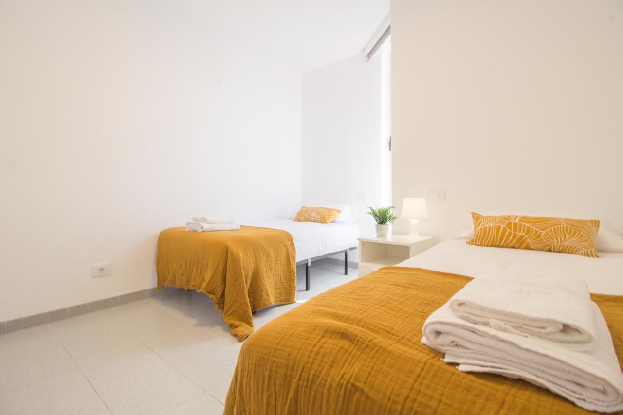 Corner Las Canteras Beach By Canariasgetaway Las Palmas Exterior photo